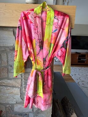 Natori Vibrant Radiance Satin Robe Marble Print Kimono Robe size L